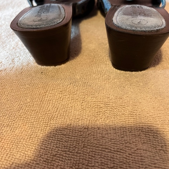 Size 7 Montego Bay sandals - Picture 4 of 6